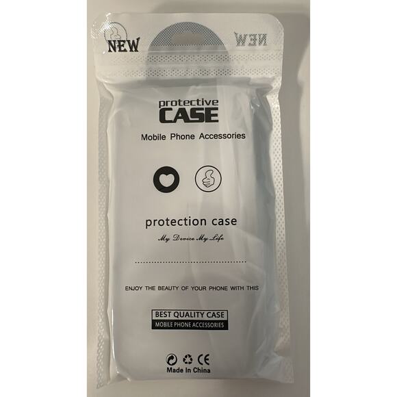 Protective case for iPhone 15 Plus with a removable inner glitter layer - Picture 3 of 4